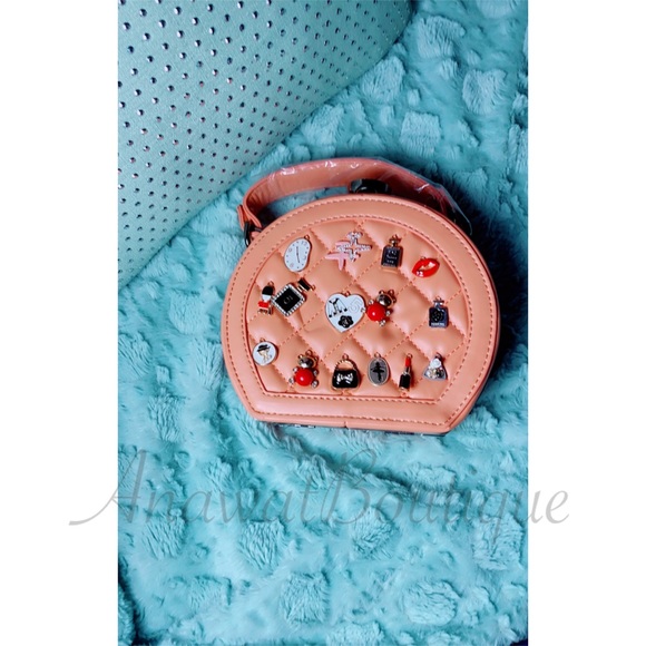 Quinn Quilted Diamond Charm Crossbody - Picture 3 of 10